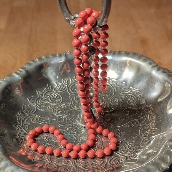 Vintage Jewelry - Vintage Signed "Oops A Daisy" Coral Necklace 🌸 Bold Beads & Whimsical Charm!